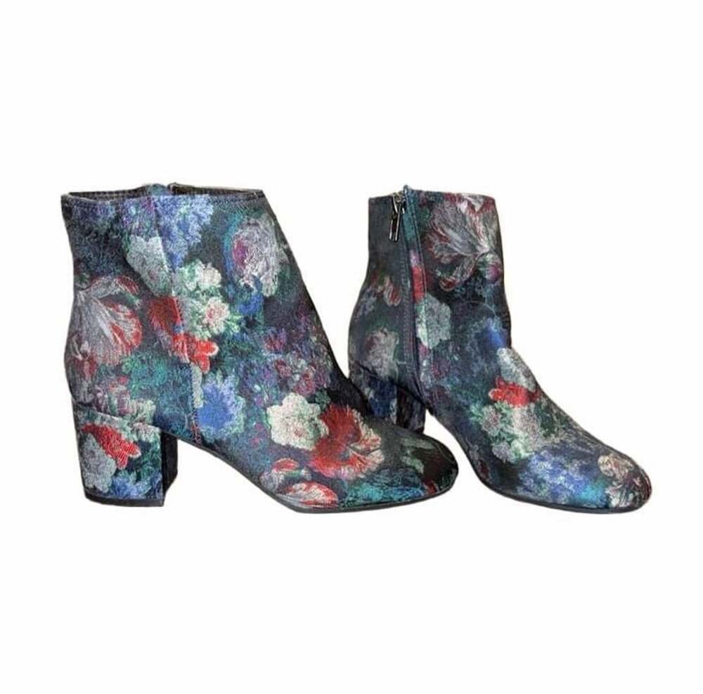 Zigisoho Floral Tapestry Brocade Ankle Boots Size 6.5 Whimsigoth Boho